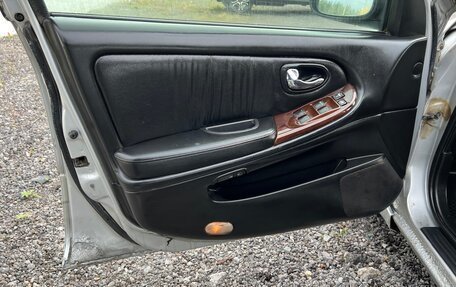 Nissan Maxima VIII, 2000 год, 165 000 рублей, 13 фотография