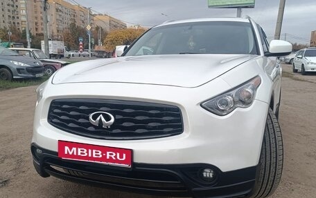 Infiniti FX II, 2009 год, 1 500 000 рублей, 6 фотография