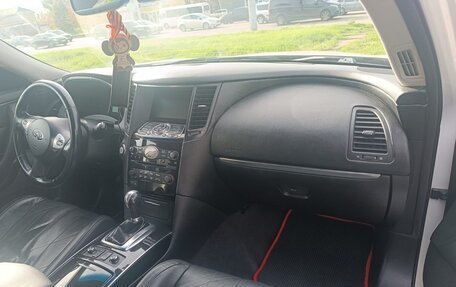 Infiniti FX II, 2009 год, 1 500 000 рублей, 17 фотография