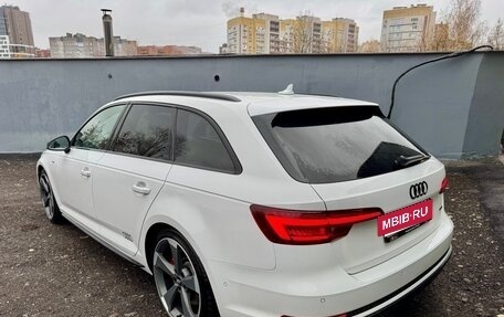 Audi A4, 2019 год, 3 800 000 рублей, 3 фотография