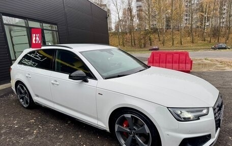 Audi A4, 2019 год, 3 800 000 рублей, 2 фотография