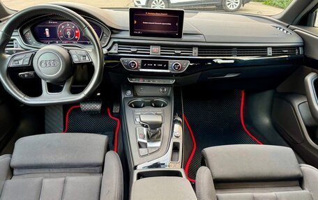 Audi A4, 2019 год, 3 800 000 рублей, 10 фотография