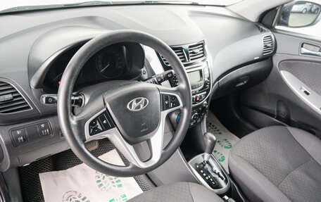 Hyundai Solaris II рестайлинг, 2012 год, 889 000 рублей, 8 фотография