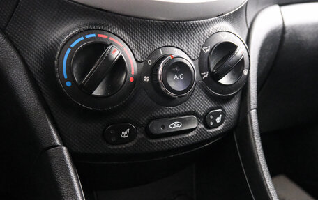 Hyundai Solaris II рестайлинг, 2012 год, 889 000 рублей, 17 фотография