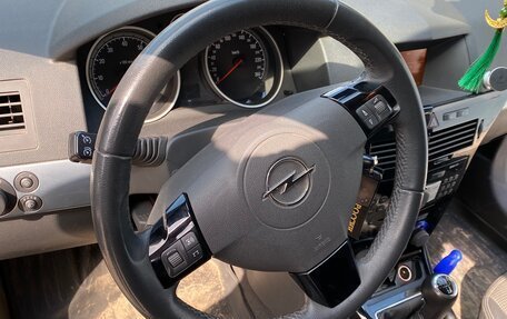 Opel Astra H, 2008 год, 650 000 рублей, 14 фотография