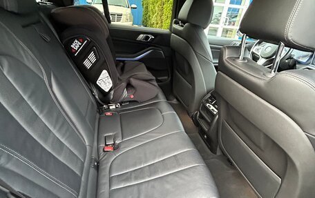 BMW X5, 2019 год, 5 850 000 рублей, 13 фотография