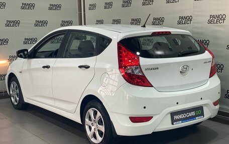 Hyundai Solaris II рестайлинг, 2012 год, 853 000 рублей, 4 фотография