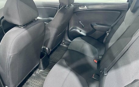 Hyundai Solaris II рестайлинг, 2012 год, 853 000 рублей, 22 фотография