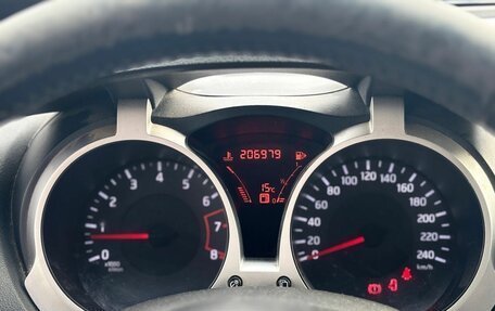 Nissan Juke II, 2011 год, 650 000 рублей, 10 фотография