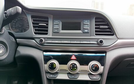 Hyundai Elantra VI рестайлинг, 2019 год, 1 476 000 рублей, 18 фотография