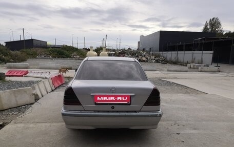 Mercedes-Benz C-Класс, 1998 год, 350 000 рублей, 3 фотография