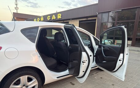 Opel Astra J, 2012 год, 770 000 рублей, 13 фотография