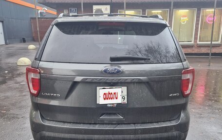 Ford Explorer VI, 2017 год, 2 650 000 рублей, 6 фотография