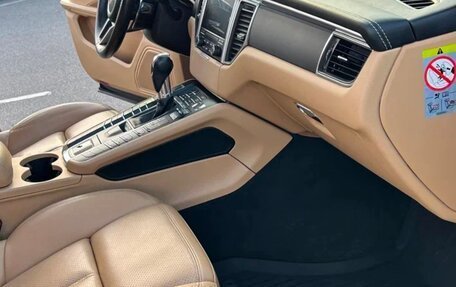 Porsche Macan I рестайлинг, 2018 год, 4 500 000 рублей, 19 фотография