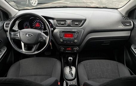 KIA Rio III рестайлинг, 2011 год, 750 000 рублей, 10 фотография