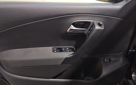 Volkswagen Polo VI (EU Market), 2011 год, 520 000 рублей, 5 фотография