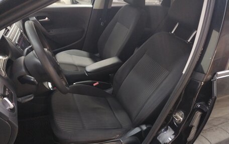 Volkswagen Polo VI (EU Market), 2011 год, 520 000 рублей, 6 фотография