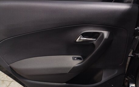 Volkswagen Polo VI (EU Market), 2011 год, 520 000 рублей, 15 фотография