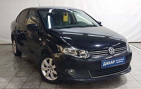 Volkswagen Polo VI (EU Market), 2011 год, 520 000 рублей, 2 фотография