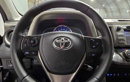 Toyota RAV4, 2013 год, 1 570 000 рублей, 14 фотография