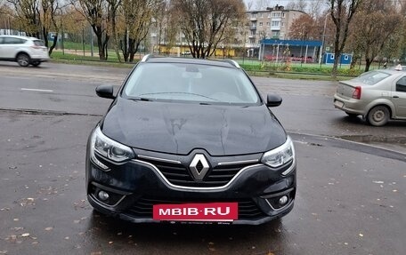 Renault Megane IV, 2017 год, 1 500 000 рублей, 5 фотография