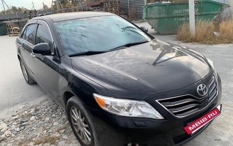 Toyota Camry, 2011 год, 1 600 000 рублей, 2 фотография