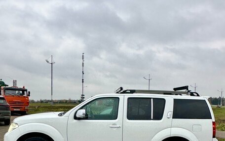 Nissan Pathfinder, 2011 год, 1 690 000 рублей, 7 фотография