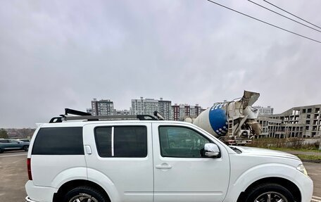 Nissan Pathfinder, 2011 год, 1 690 000 рублей, 12 фотография