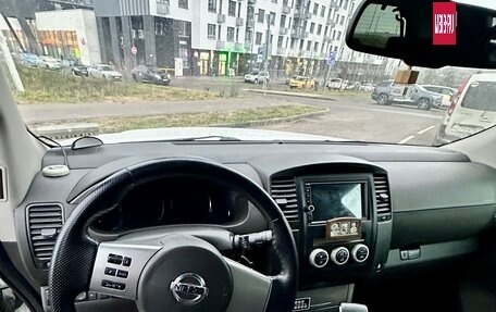 Nissan Pathfinder, 2011 год, 1 690 000 рублей, 15 фотография