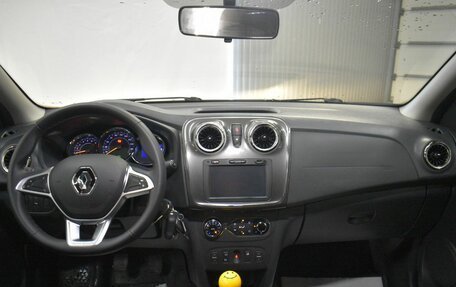 Renault Sandero II рестайлинг, 2015 год, 799 000 рублей, 9 фотография