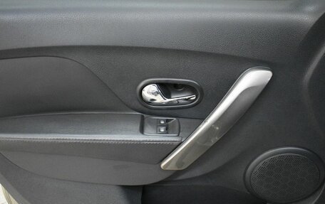 Renault Sandero II рестайлинг, 2015 год, 799 000 рублей, 5 фотография