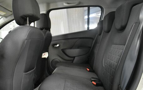 Renault Sandero II рестайлинг, 2015 год, 799 000 рублей, 18 фотография