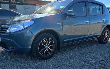 Renault Sandero I, 2012 год, 750 000 рублей, 4 фотография