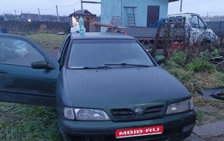 Nissan Primera II рестайлинг, 1998 год, 95 000 рублей, 1 фотография