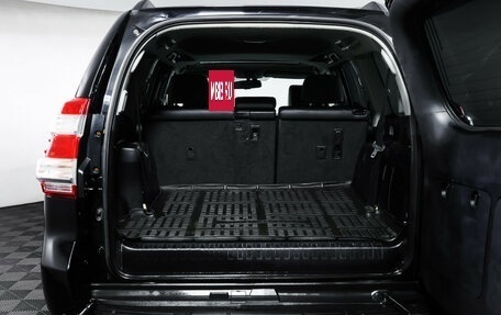 Toyota Land Cruiser Prado 150 рестайлинг 2, 2014 год, 2 449 000 рублей, 10 фотография