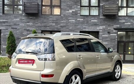 Mitsubishi Outlander III рестайлинг 3, 2008 год, 895 000 рублей, 7 фотография