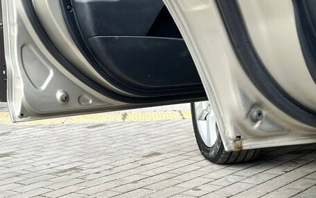 Mitsubishi Outlander III рестайлинг 3, 2008 год, 895 000 рублей, 19 фотография