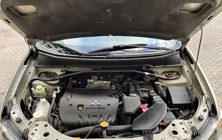 Mitsubishi Outlander III рестайлинг 3, 2008 год, 895 000 рублей, 30 фотография