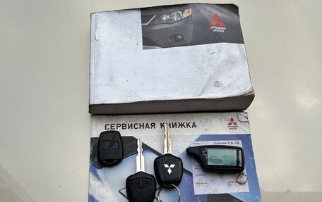 Mitsubishi Outlander III рестайлинг 3, 2008 год, 895 000 рублей, 33 фотография