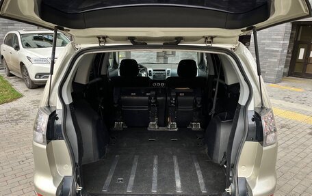 Mitsubishi Outlander III рестайлинг 3, 2008 год, 895 000 рублей, 29 фотография