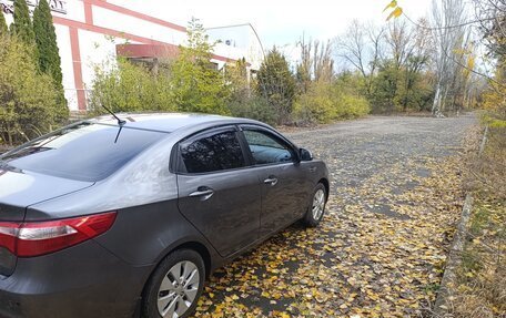 KIA Rio III рестайлинг, 2013 год, 980 000 рублей, 6 фотография