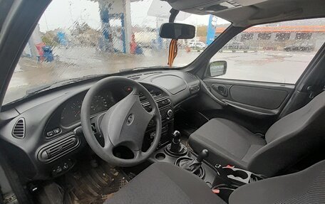 Chevrolet Niva I рестайлинг, 2012 год, 645 000 рублей, 3 фотография