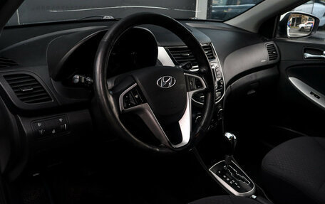 Hyundai Solaris II рестайлинг, 2013 год, 877 000 рублей, 11 фотография