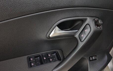 Volkswagen Polo VI (EU Market), 2018 год, 1 200 000 рублей, 8 фотография