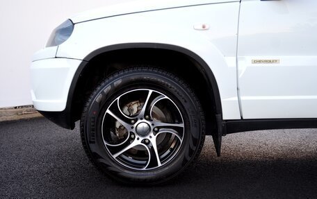 Chevrolet Niva I рестайлинг, 2017 год, 749 000 рублей, 11 фотография