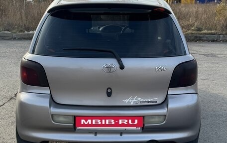 Toyota Vitz, 2001 год, 455 000 рублей, 3 фотография