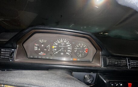 Mercedes-Benz W124, 1988 год, 300 000 рублей, 32 фотография