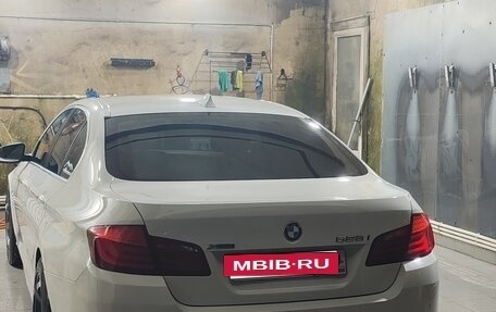 BMW 5 серия, 2012 год, 2 000 000 рублей, 3 фотография