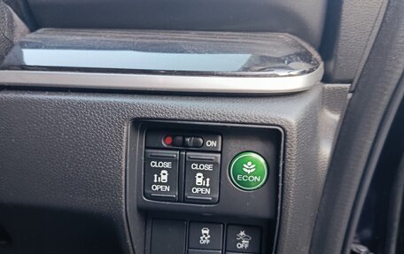 Honda Odyssey IV, 2016 год, 2 200 000 рублей, 5 фотография