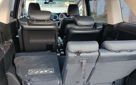 Honda Odyssey IV, 2016 год, 2 200 000 рублей, 4 фотография